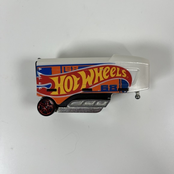 Hot Wheels 3.5" AERO BLAST Car TRAILER ONLY Truck Lorry Toy 2014 BFM66 - Picture 2 of 6